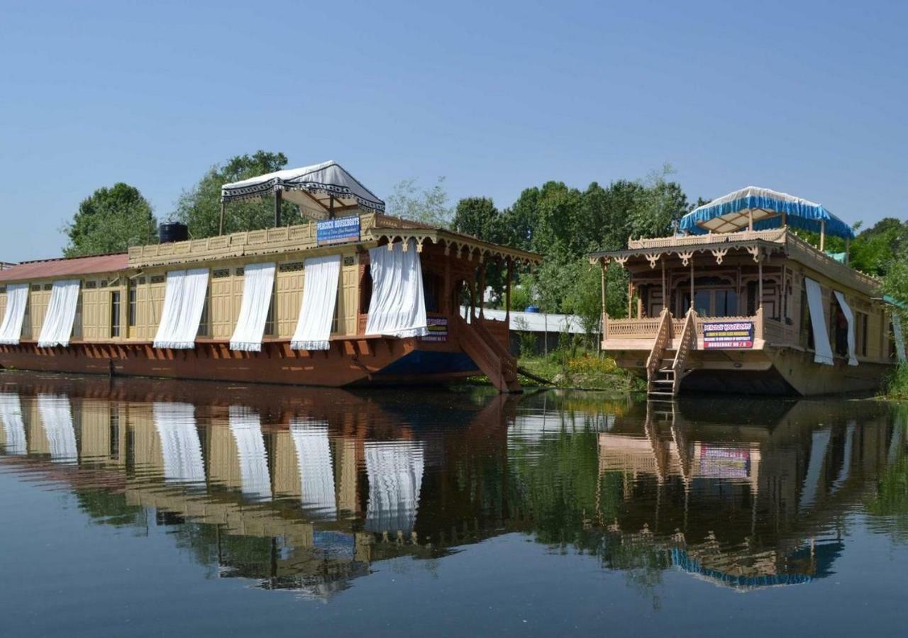 Hotel Peacock Houseboats Srīnagar Exterior foto